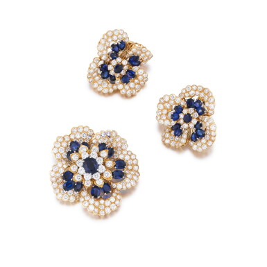 View full screen - View 1 of Lot 193. Demi-parure saphirs et diamants | Sapphire and diamond demi-parure.