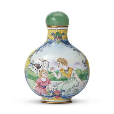 View full screen - View 1 of Lot 601. A painted enamel 'European subject' snuff bottle, Mark and period of Qianlong | 清乾隆 銅胎畫琺瑯開光西洋人物圖鼻煙壺 《乾隆年製》款.