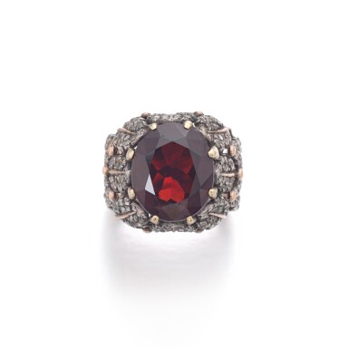 View full screen - View 1 of Lot 946. Garnet and diamond ring.