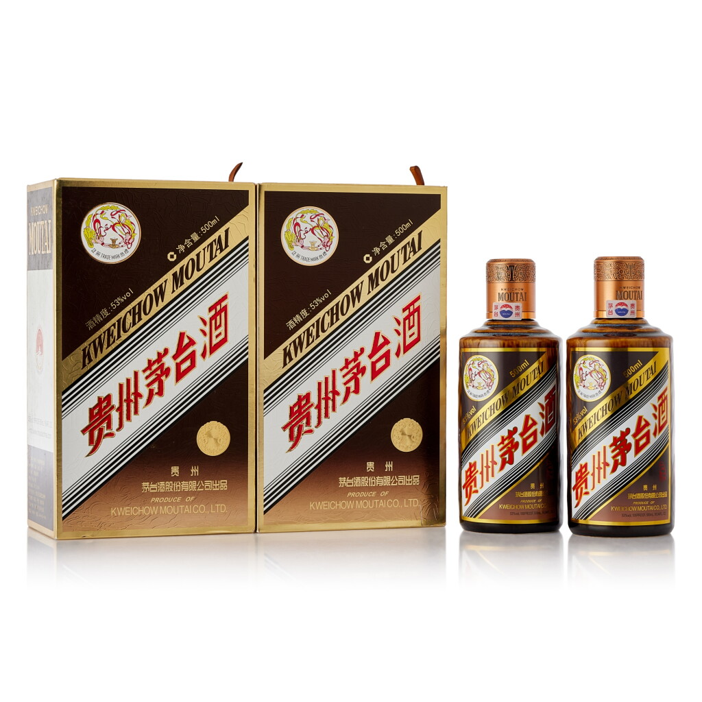 View full screen - View 1 of Lot 9424. 2023年產 "飛天牌"貴州茅台酒 (彩釉珍品) Kweichow Flying Fairy Caiyou Precious Moutai 2023 (2 BT50).