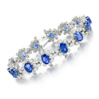View full screen - View 1 of Lot 114. SAPPHIRE BRACELET.