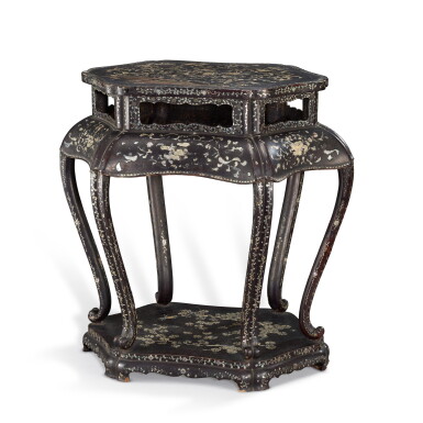 View full screen - View 1 of Lot 2030. A mother-of-pearl-inlaid lacquer 'peach and flower' stand, Qing dynasty, Kangxi period 清康熙 黑漆嵌螺鈿蟠桃獻壽紋束腰六足香几.