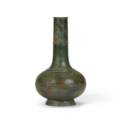 View full screen - View 1 of Lot 248. An archaic bronze vase (Hu), Eastern Han dynasty | 東漢 青銅壺.