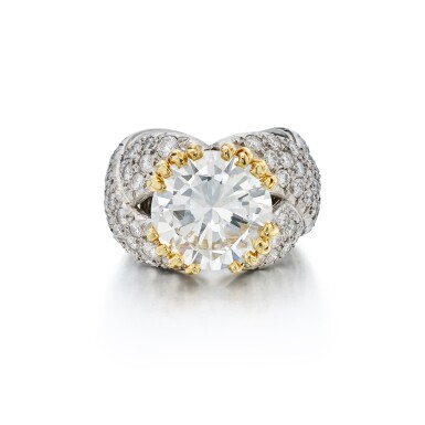 View full screen - View 1 of Lot 440. Diamond Ring, Mounting by Schlumberger .