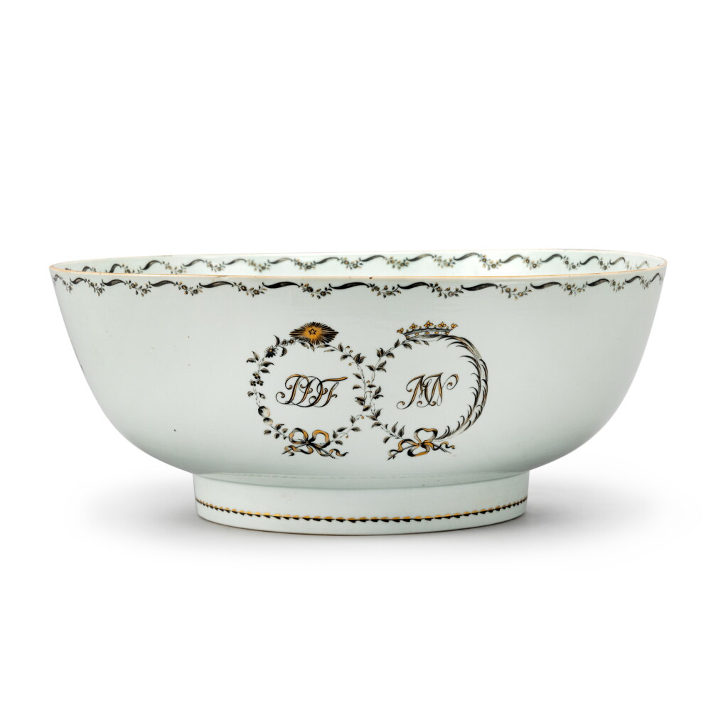 View full screen - View 1 of Lot 11. A Chinese Export Grisaille and Gilt Decorated 'Numismatic' Punch Bowl for the Swedish Market, Qing Dynasty, Qianlong Period, Circa 1776 | 清乾隆 約1776年 墨彩描金瑞典貨幣圖字母紋大盌.