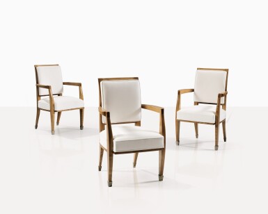 View full screen - View 1 of Lot 41. Suite de trois fauteuils, modèle Mixtléger.
