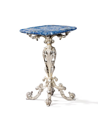 View full screen - View 1 of Lot 19. A SMALL PEDESTAL TABLE WITH SILVER FOOT, THE TABLE TOP APPLIED WITH LAPIS LAZULI, MAZZETTI, MILAN, CIRCA 1950 | PETIT GUÉRIDON À PIED EN ARGENT, LE PLATEAU PLAQUÉ DE LAPIS LAZULI PAR MAZZETTI, MILAN, VERS 1950 .