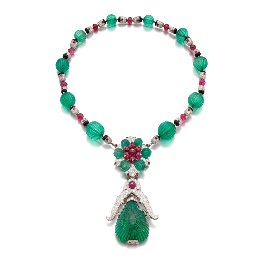 全螢幕檢視 - 查看1870Emerald, Ruby, Diamond and Onyx Pendent Necklace | 梵克雅寶 | 祖母綠,紅寶石 配 鑽石 及 縞瑪瑙 項鏈的1