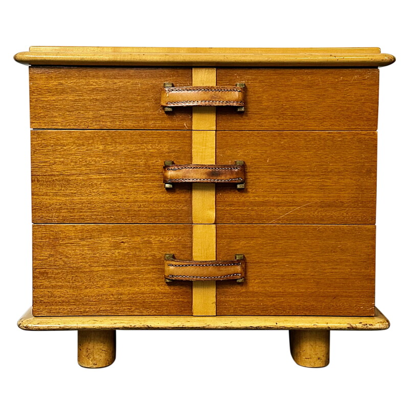 Cover image 0