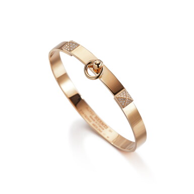 Voir en plein écran - Voir 1 du lot 7907. Rose Gold and Diamond Collier de Chien Bangle Bracelet.