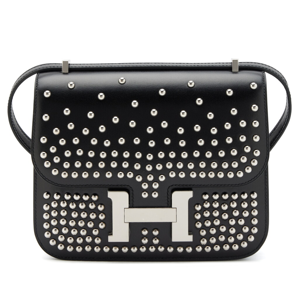 全螢幕檢視 - 查看35Limited Edition Black Box Clouté Studded Mini Constance 18 Palladium Hardware, 2023的1