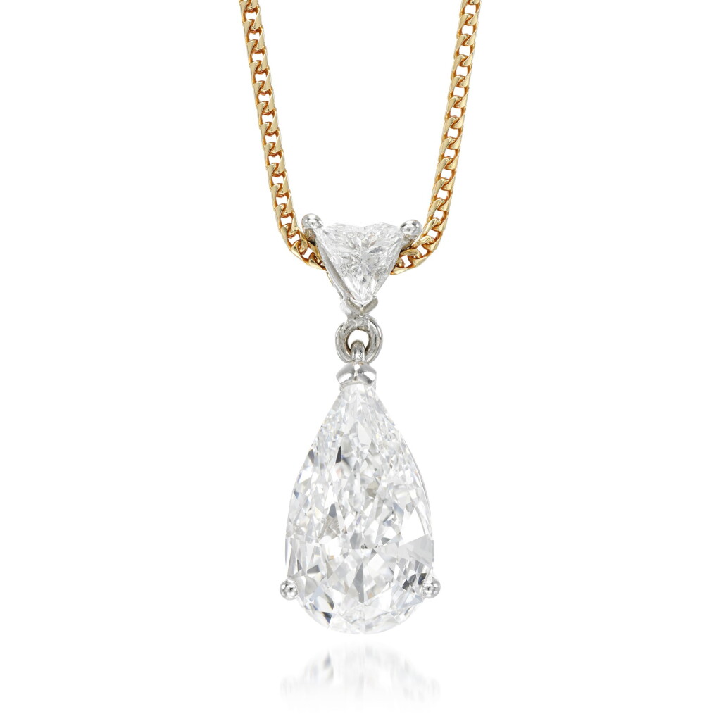 View full screen - View 1 of Lot 130. Diamond necklace.