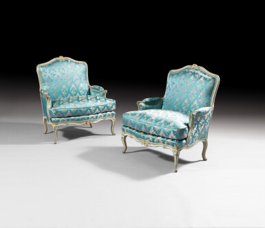 View full screen - View 1 of Lot 45. A pair of white painted marquises, Louis XV, circa 1750, stamped 'I AVISSE' | Paire de marquises en bois laqué blanc et rechampi bleu d'époque Louis XV, vers 1750, estampillée "I AVISSE".