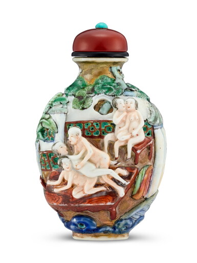 View full screen - View 1 of Lot 1832. A famille-rose moulded 'erotic subject' snuff bottle Qing dynasty, Qianlong – Jiaqing Period 清乾隆至嘉慶 粉彩雕瓷春宮圖鼻煙壺.