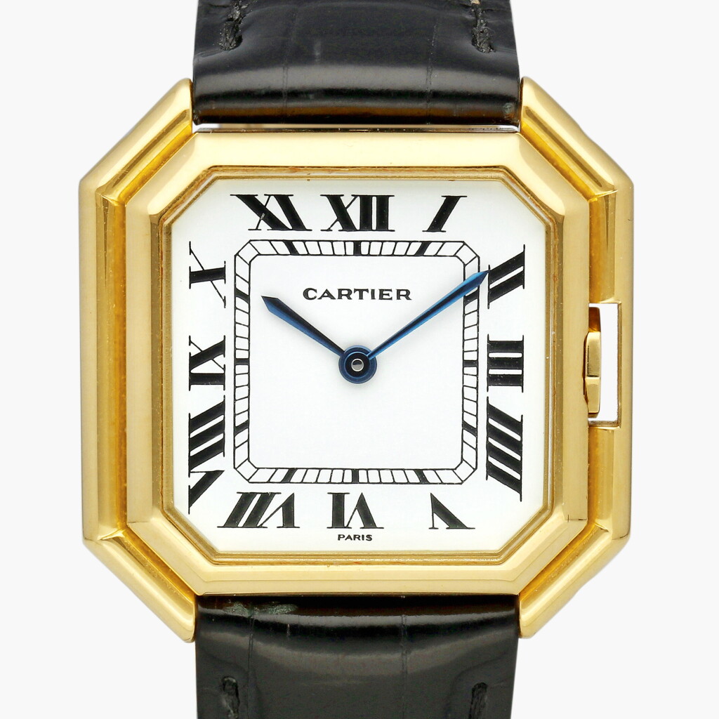 View full screen - View 1 of Lot 15. Ceinture, Reference 1700 | A yellow gold wristwatch | Circa 1980.