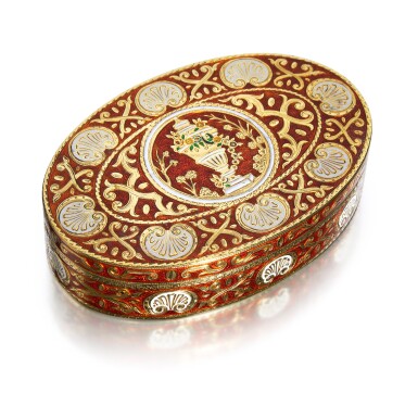 View full screen - View 1 of Lot 1523. A gold and enamel snuff box, European, late nineteenth century.
