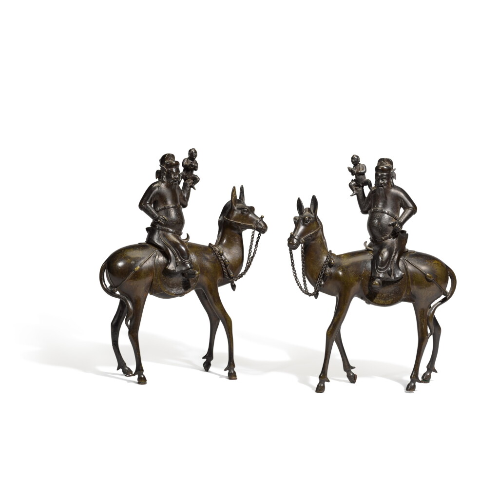View full screen - View 1 of Lot 166. A pair of bronze 'official and deer' censers and covers 17th century | 十七世紀 銅「加官進祿」薰爐一對.
