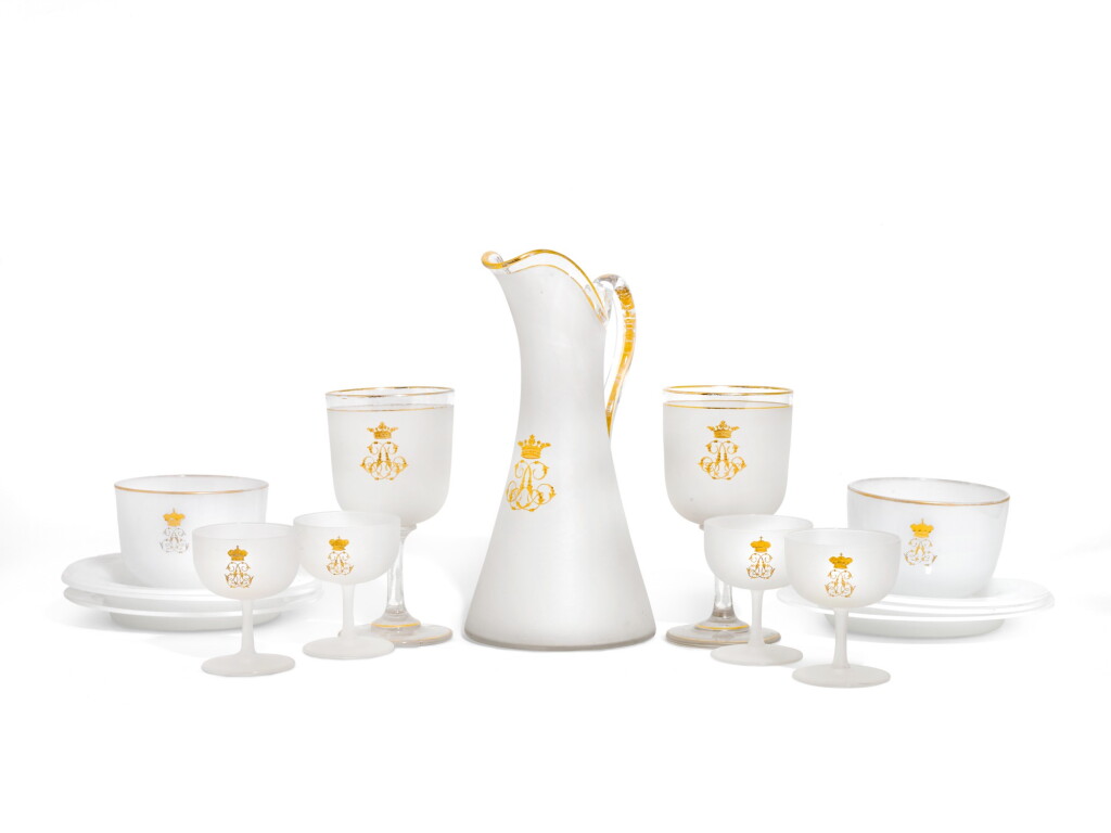 View full screen - View 1 of Lot 106. An engraved crested glass part-table service, late 19th century.