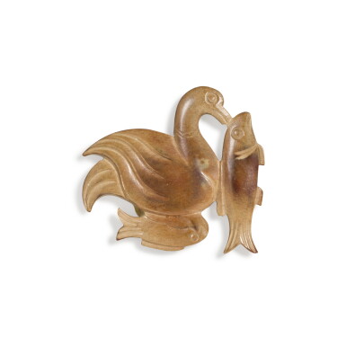 View full screen - View 1 of Lot 390. An archaistic calcified jade 'bird and fish' carving, Ming dynasty | 明 仿古玉鳥魚合雕珮.