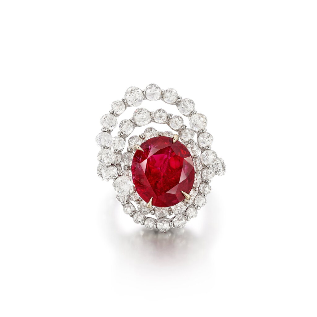View full screen - View 1 of Lot 1863. 'Fountain On Fire' Ruby and Diamond Ring | 豐吉 |「烈焰之泉」7.64克拉 天然 「緬甸鴿血紅」未經加熱紅寶石 配 鑽石 戒指.