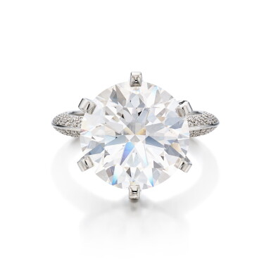 View full screen - View 1 of Lot 1649. Diamond Ring | 蒂芙尼 | 8.41克拉 圓形 D色 內部無瑕 Type IIa 鑽石 戒指.