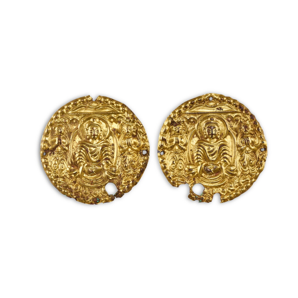 View full screen - View 1 of Lot 308. Two gilt copper alloy repoussé 'buddha and attendants' medallion, Central Asia, possibly Khocho, 7th - 8th century 七至八世紀 中亞 或為高昌 鎏金銅錘鍱佛陀牌.