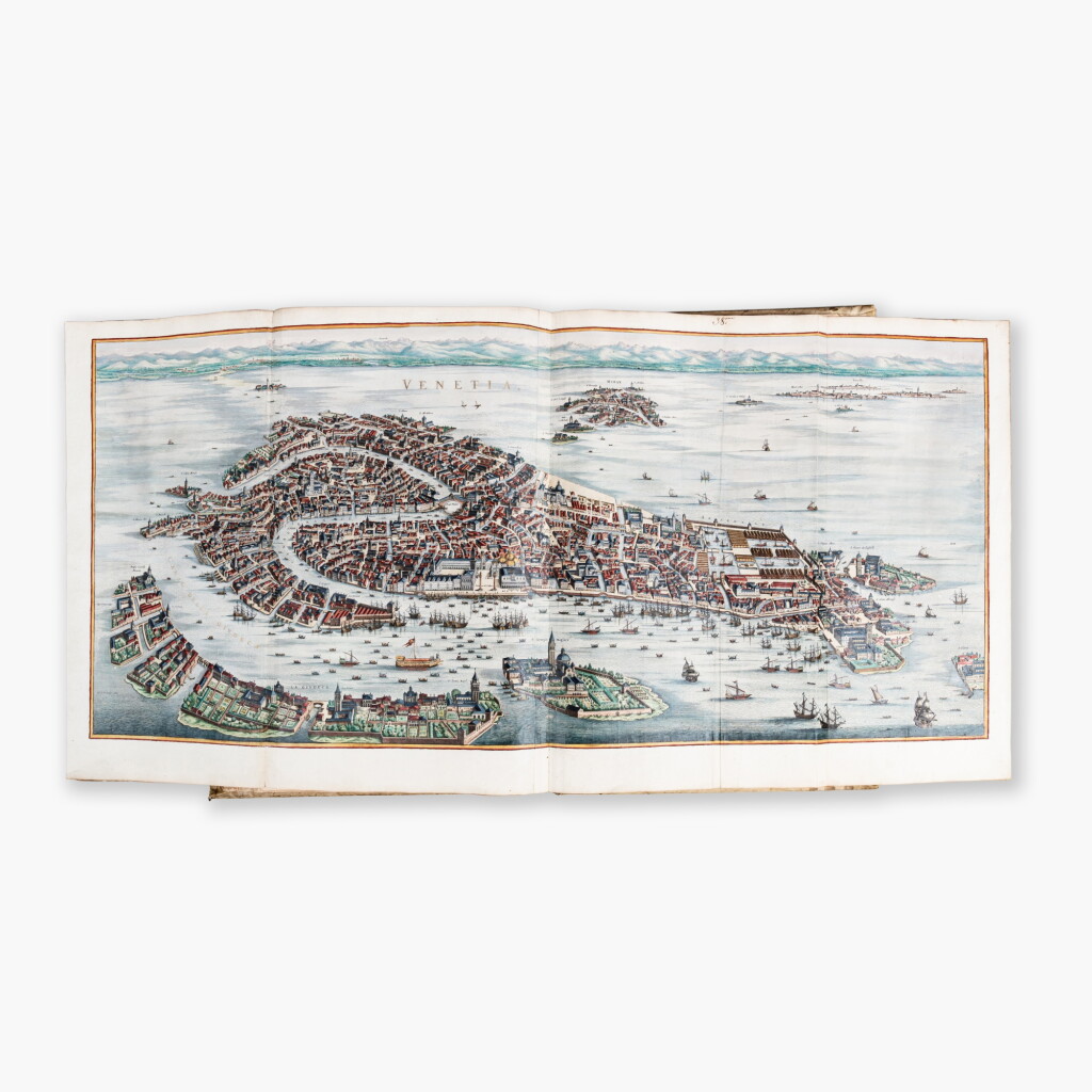View full screen - View 1 of Lot 18. Theatrum Civitatum nec non admirandorum Neapolis et Siciliae regnorum. Amsterdam, 1663. Rare première édition du troisième volume, consacré à Naples et la Sicile, de l'atlas des villes italiennes. Entièrement enluminé et rehaussé à l’or. Enrichi de six planches..