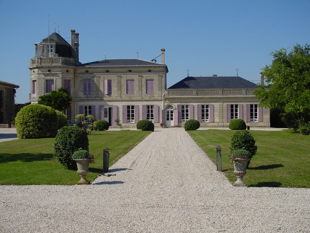 View full screen - View 1 of Lot 206. Château Chasse Spleen 1985 (12 BT).