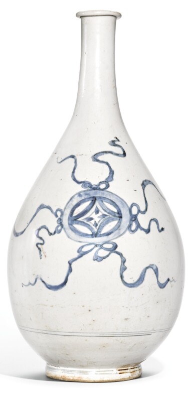 View full screen - View 1 of Lot 96. A LARGE BLUE AND WHITE VASE, EDO PERIOD, LATE 17TH CENTURY.