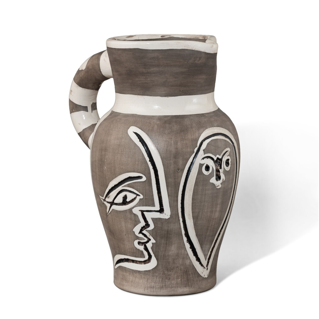 View full screen - View 1 of Lot 891. Pichet gravé gris (Alan Ramié 246).