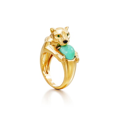 View full screen - View 1 of Lot 2751. 'Vedra' Turquoise and Emerald Ring | 卡地亞 | 'Vedra' 綠松石 配 祖母綠 及 縞瑪瑙 戒指.