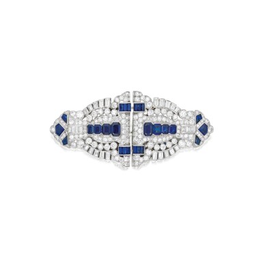 View full screen - View 1 of Lot 603. SAPPHIRE AND DIAMOND DOUBLE CLIP-BROOCH | 藍寶石配鑽石別針.
