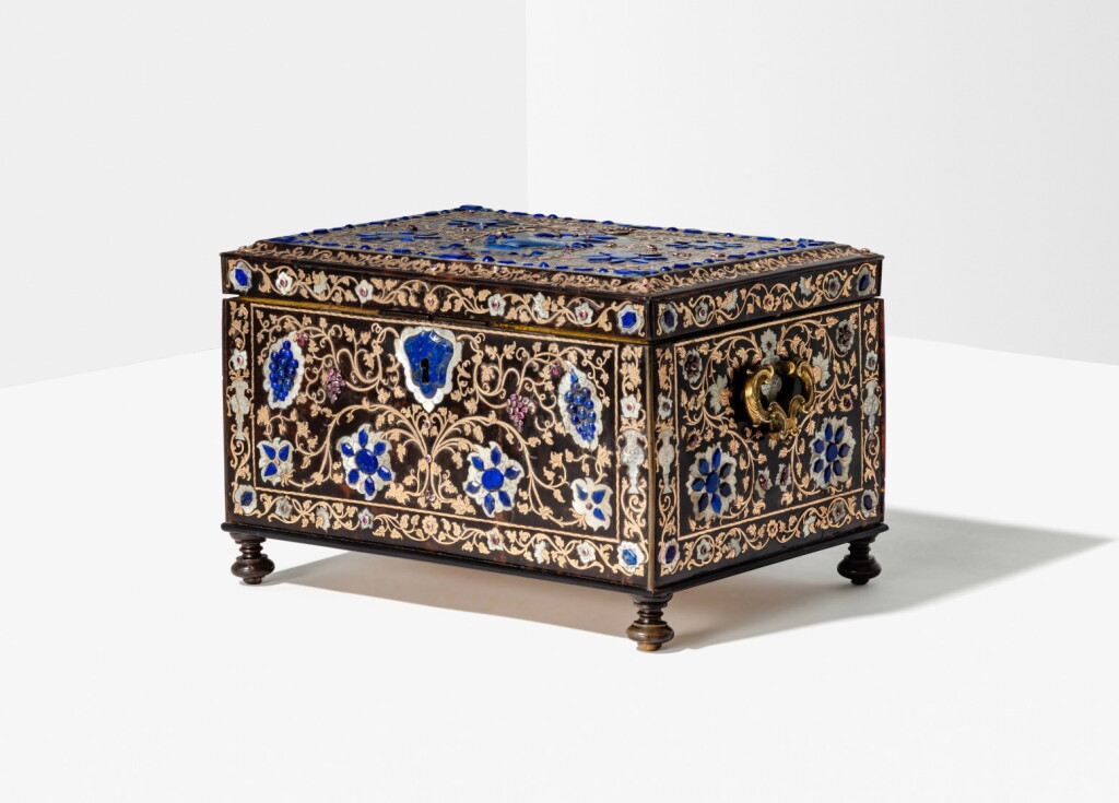 View full screen - View 1 of Lot 107. An Italian tortoiseshell engraved gold and mother-of-pearl piqué, lapis lazuli and ruby casket, Naples, 18th century, made for the Middle East market.