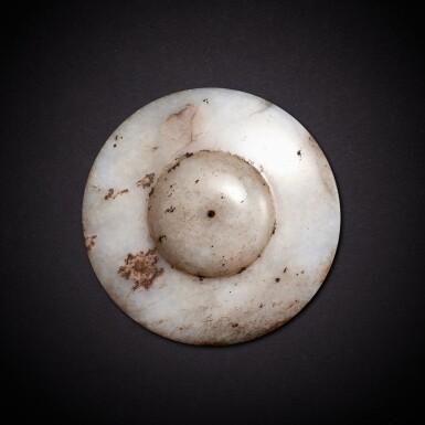 View full screen - View 1 of Lot 9465. A white jade hat-shaped finial, Song - Yuan dynasty | 宋至元 白玉帽形飾件.