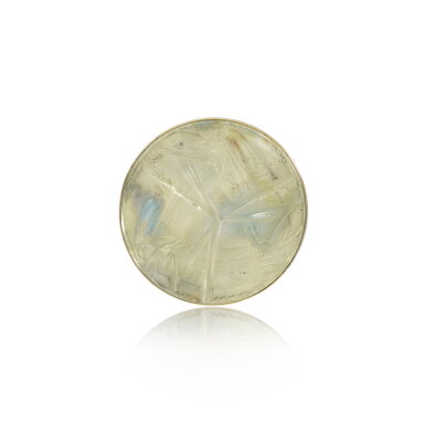 View full screen - View 1 of Lot 927. Glass brooch, René Lalique, circa 1910.