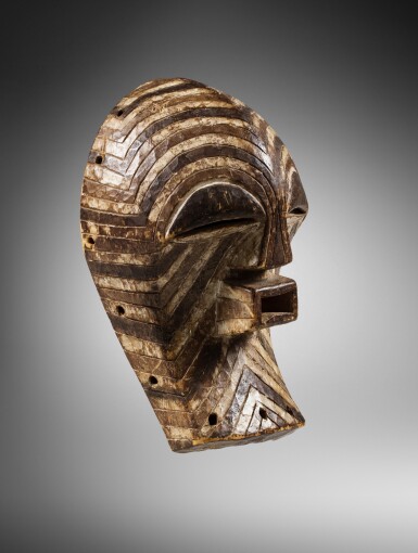 View full screen - View 1 of Lot 108. Masque kifwebe, Songye, République Démocratique du Congo | Songye Kifwebe Mask, Republic Democratic of the Congo.