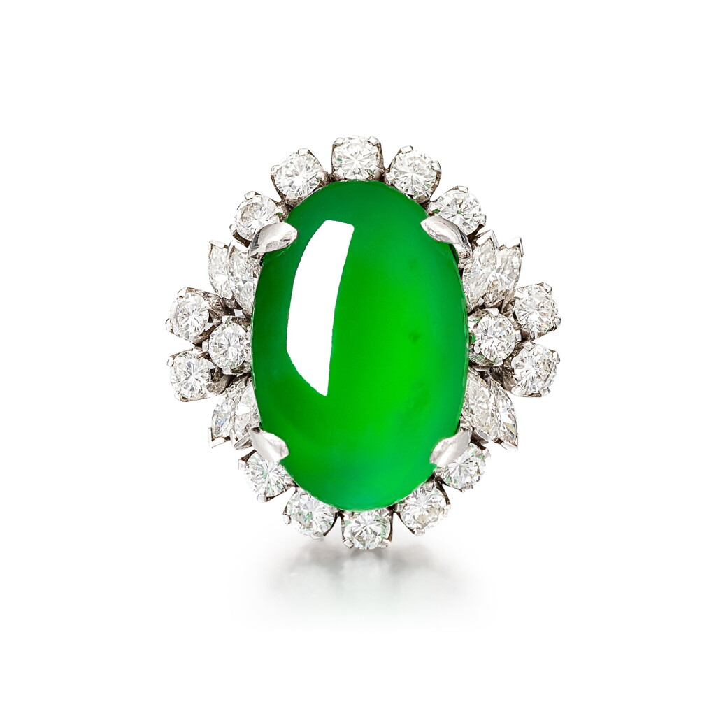 View full screen - View 1 of Lot 1376. JADEITE AND DIAMOND RING | 天然翡翠 配 鑽石 戒指.