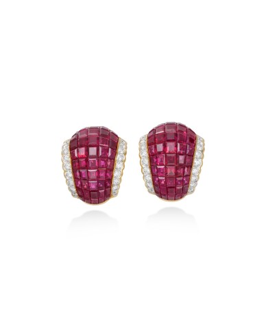 View full screen - View 1 of Lot 1988. Pair of Ruby and Diamond Earrings | 紅寶石 配 鑽石 耳環一對.