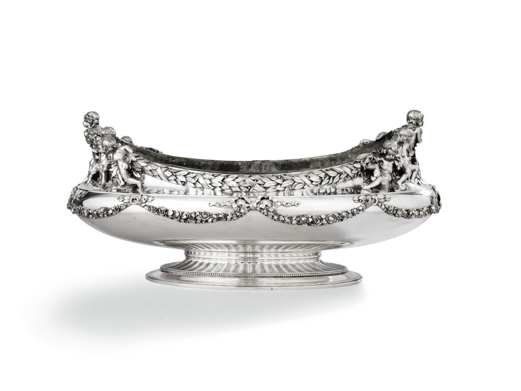 View full screen - View 1 of Lot 33. A LARGE OVAL SILVER JARDINIERE, CHAUMET, PARIS, CIRCA 1910 | GRANDE JARDINIÈRE OVALE EN ARGENT PAR CHAUMET, PARIS, VERS 1910 .
