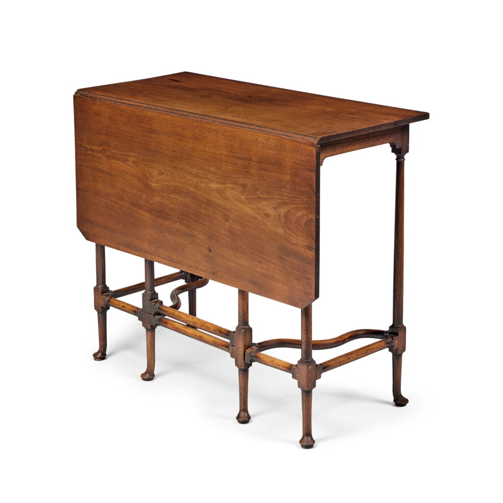 View full screen - View 1 of Lot 1872. A George II Mahogany Spider Gate-Leg Table, Mid-18th Century.