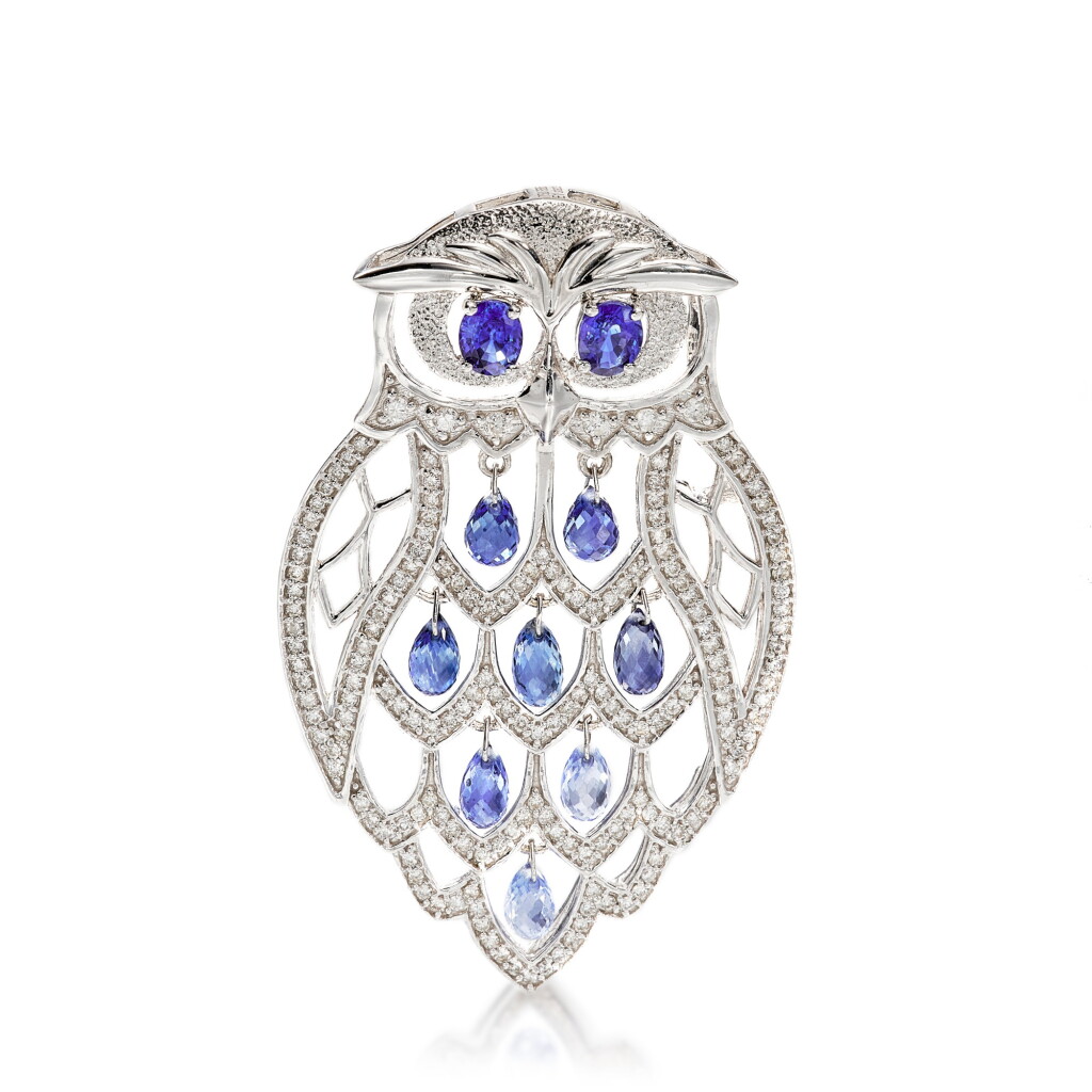 View full screen - View 1 of Lot 2872. Sapphire and Diamond Brooch | 藍寶石 配 鑽石 胸針.