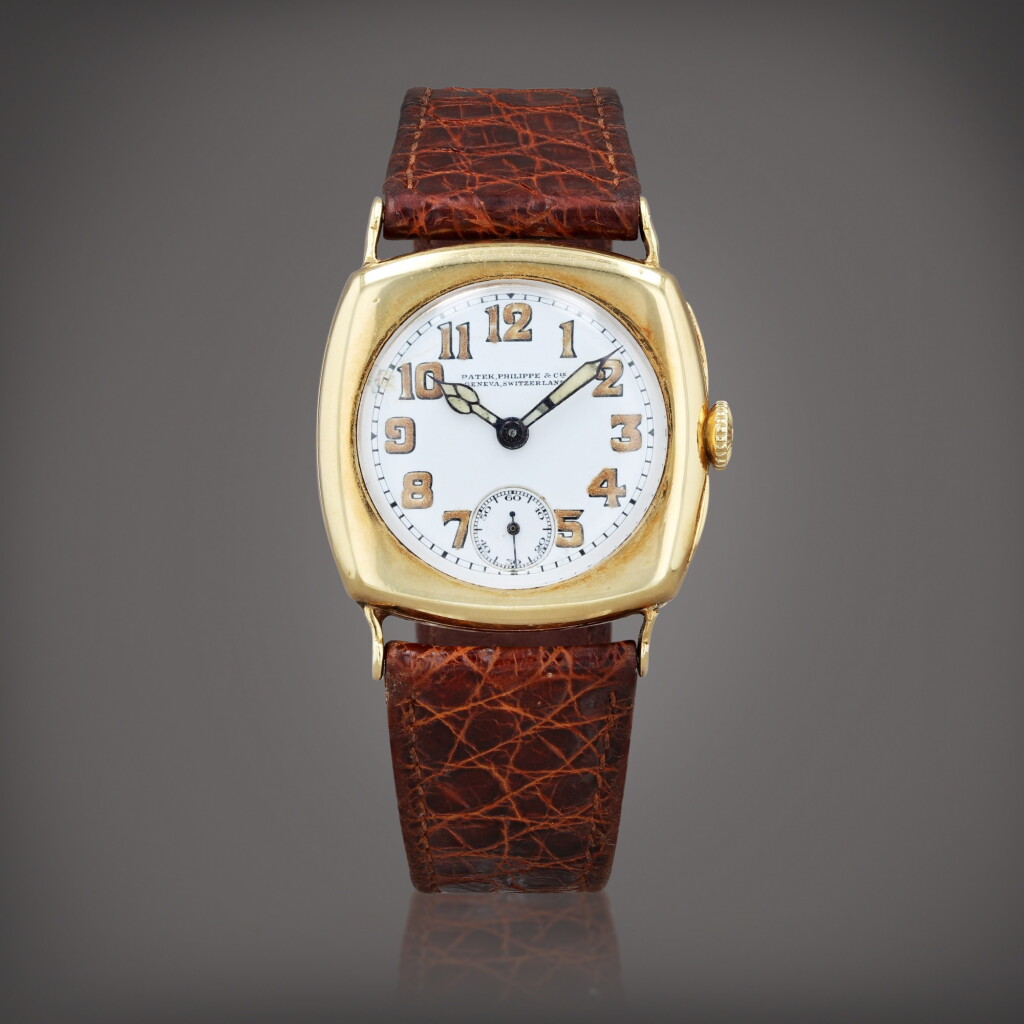 View full screen - View 1 of Lot 603. Montre bracelet de forme coussin en or jaune avec cadran émail | Yellow gold cushion-shaped wristwatch with enamel dial Vers 1920 | Circa 1920.