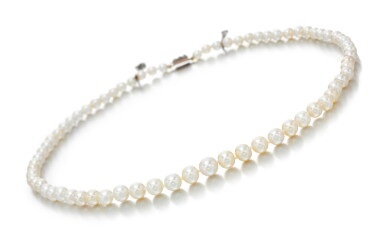 View full screen - View 1 of Lot 71. NATURAL PEARL AND DIAMOND NECKLACE.