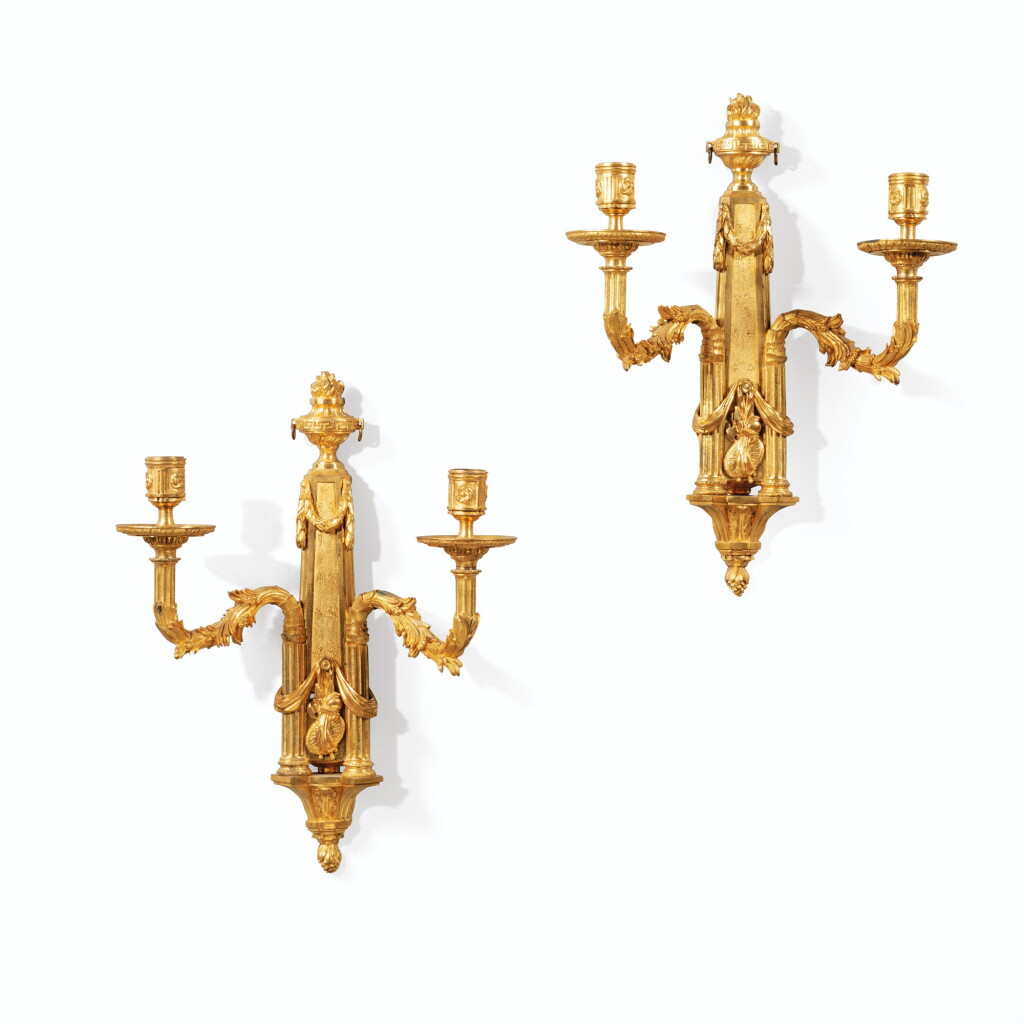View full screen - View 1 of Lot 67. A RARE PAIR OF GILT-BRONZE WALL APPLIQUES, CIRCA 1760-1765 | RARE PAIRE D'APPLIQUES EN BRONZE DORÉ D'ÉPOQUE LOUIS XV, VERS 1760-1765,.