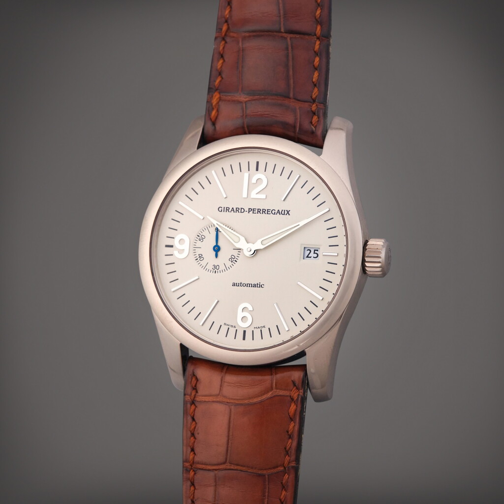 View full screen - View 1 of Lot 439. Reference 4952 Classique | A white gold automatic wristwatch with date, Circa 2010.