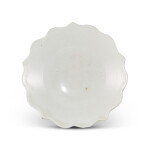 A Dingyao barbed dish, Tang dynasty - Five dynasties | 唐至五代 定窰白釉菱口盤