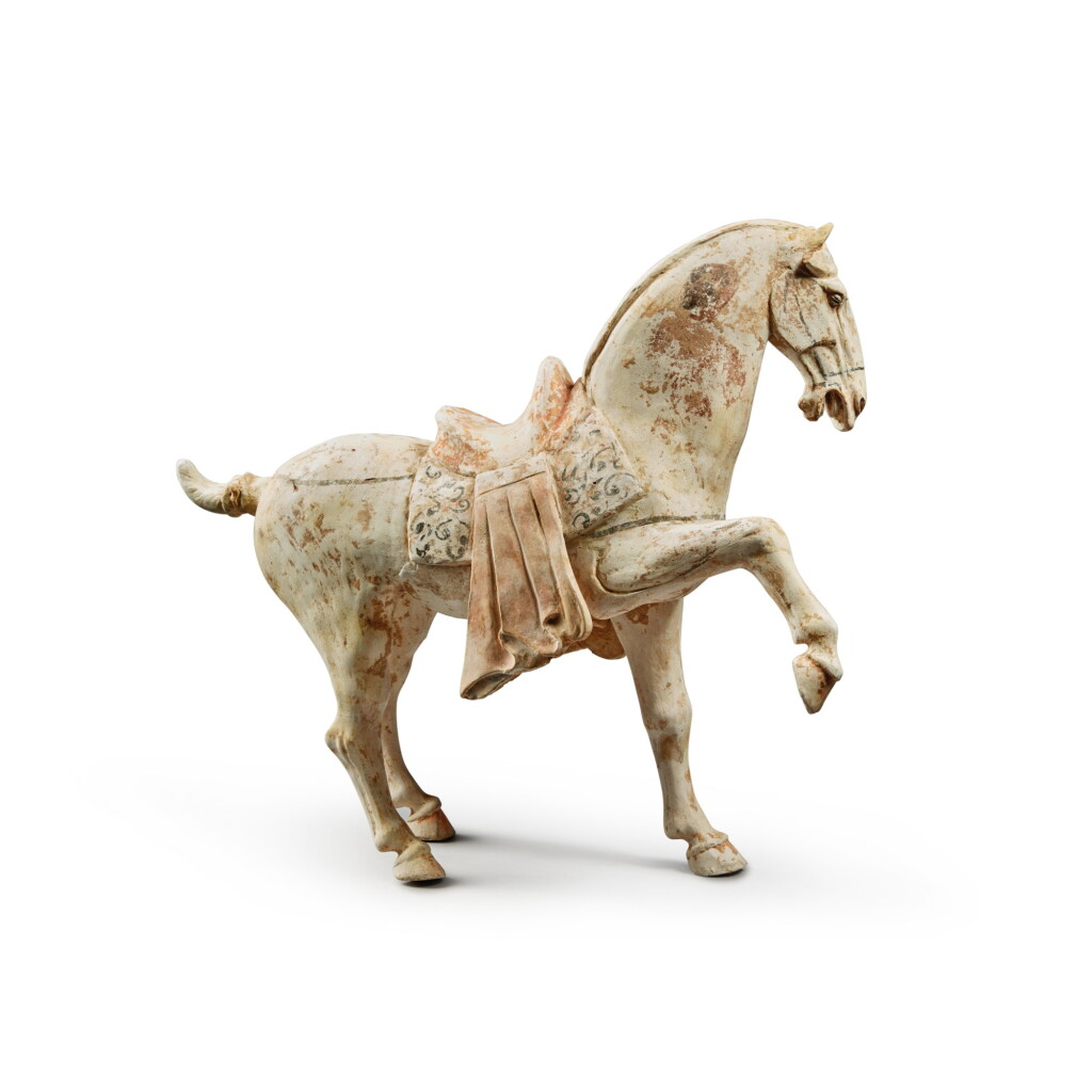 View full screen - View 1 of Lot 648. A painted pottery figure of a horse, Tang dynasty | 唐 陶加彩馬.