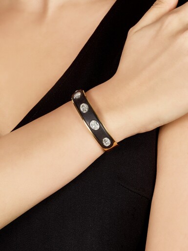 View full screen - View 1 of Lot 1417. SOTHEBY'S DIAMONDS | DIAMOND AND EBONY CUFF | 蘇富比鑽石 | 鑽石 配 烏木 手鐲 ( 鑽石共重5.10卡拉 ) .