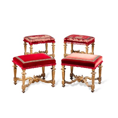 View full screen - View 1 of Lot 70. A set of four Italian giltwood stools, Venice, circa 1710 | Ensemble de quatre tabourets en bois doré, travail italien, Venise, vers 1710.