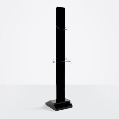 View full screen - View 1 of Lot 117. Easel.